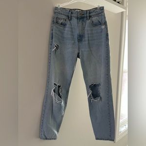 Zara Distressed Knees and Pocket Light Wash Straight Legged Jeans